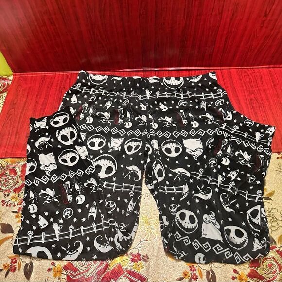 Disney The Nightmare Before Christmas Jack Skeleton & Sally Sleepwear set L - Picture 5 of 7